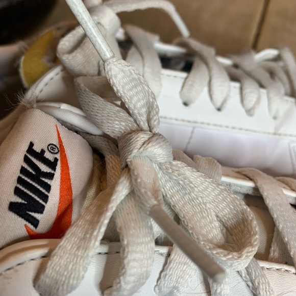 Women's Nike Blazer Low '77
White Orange Gold Blue
DC4769-105 sz 6.5 Retro - Picture 11 of 14